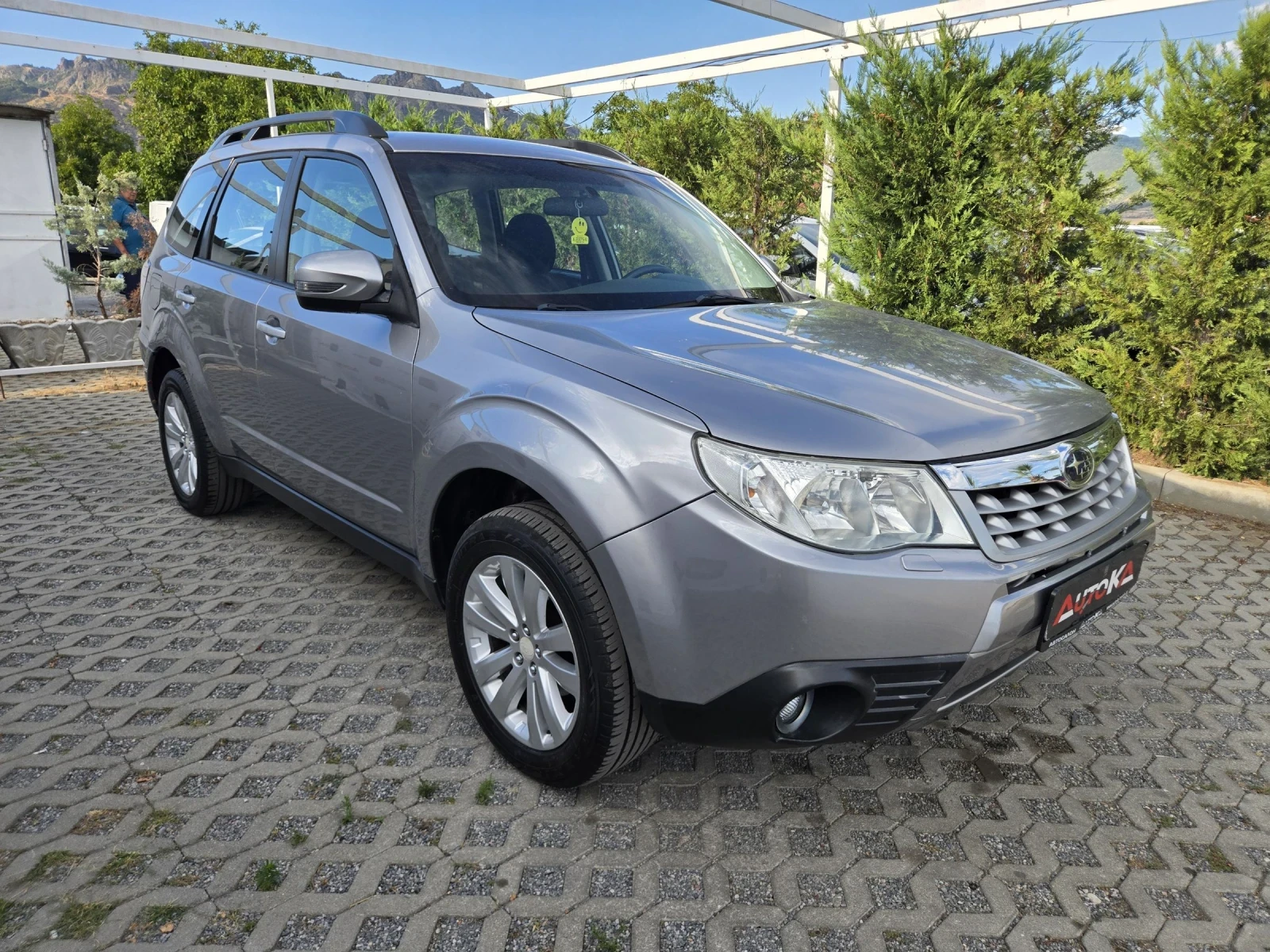 Subaru Forester 2.0i-150кс= АВТОМАТ= ГАЗ= 4Х4= КАМЕРА= ПОДГРЕВ, снимка 2 - Автомобили и джипове - 55729717