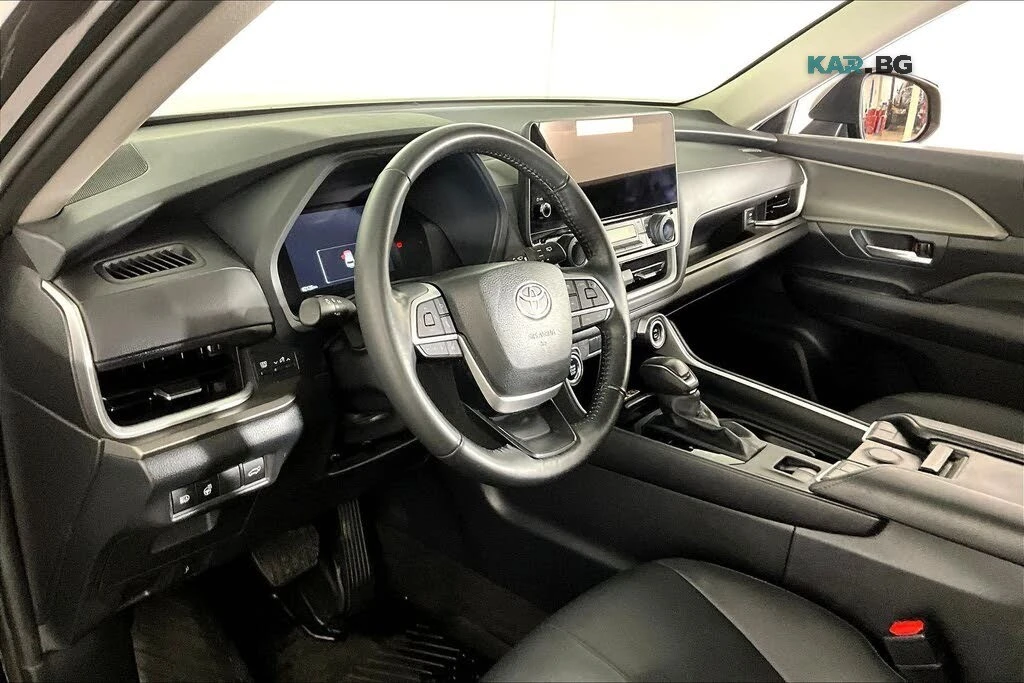 Toyota Grand Highlander XLE* AWD* КОЖА* ПОДГРЕВ* КАМЕРА* NAVI* LED* , снимка 12 - Автомобили и джипове - 55751122