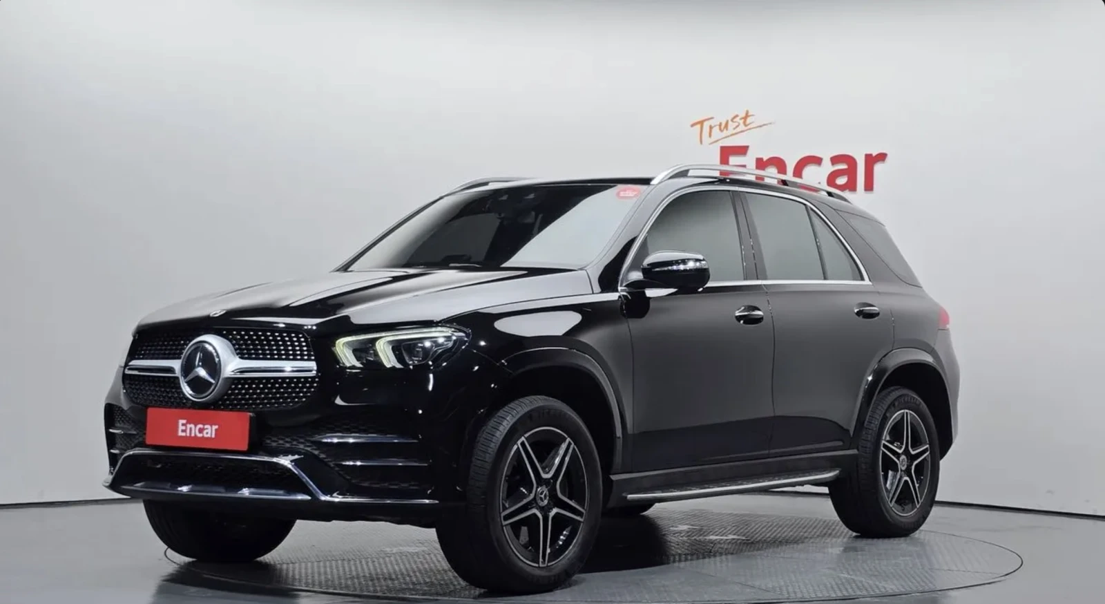 Mercedes-Benz GLE 450 AMG / BURMESTER / 360 CAM /HEAD UP, снимка 3 - Автомобили и джипове - 56016171