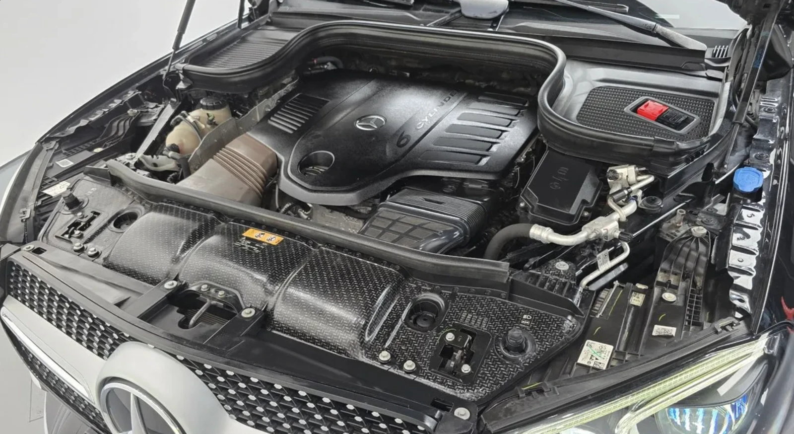 Mercedes-Benz GLE 450 AMG / BURMESTER / 360 CAM /HEAD UP, снимка 6 - Автомобили и джипове - 56016171