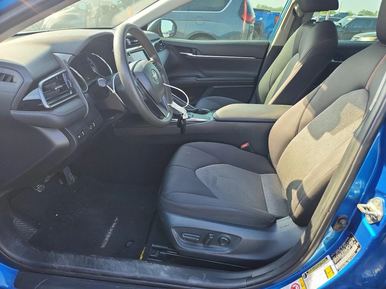 Toyota Camry 2.5l Le, снимка 7 - Автомобили и джипове - 56203088