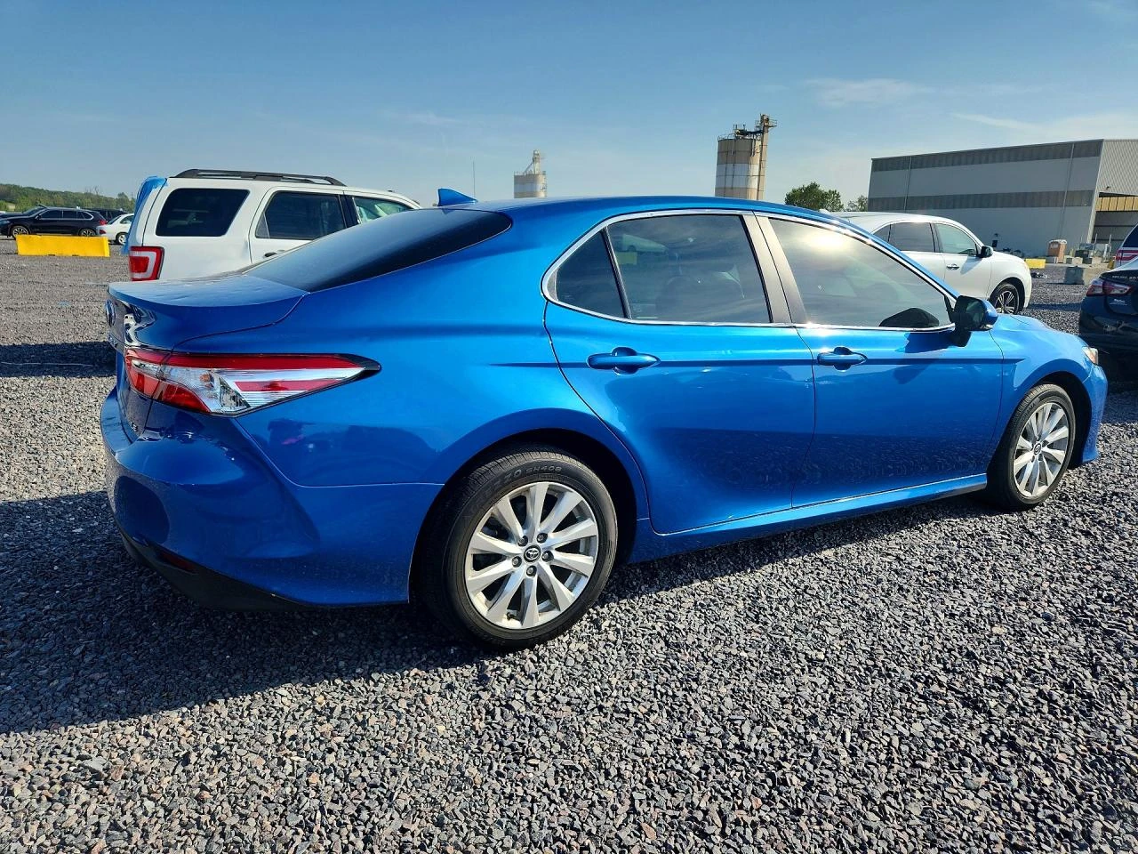 Toyota Camry 2.5l Le, снимка 3 - Автомобили и джипове - 56203088