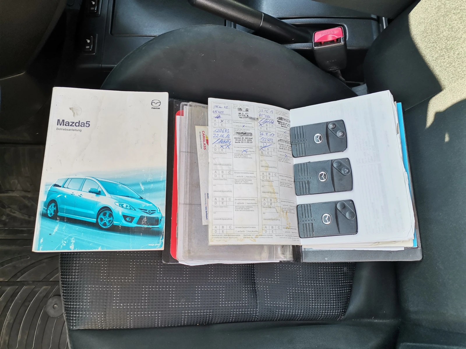 Mazda 5 2.0 145hp газ/бензин, снимка 17 - Автомобили и джипове - 56434261