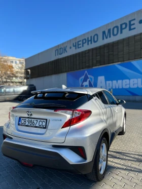 Toyota C-HR 1.8 Hybrid Гаранционна, снимка 3