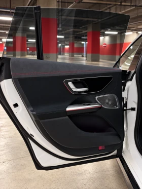 Mercedes-Benz EQE 300 AMG Line / SOH 95% / Burmester / HUD / Пан | Auto.bg — изображение 10