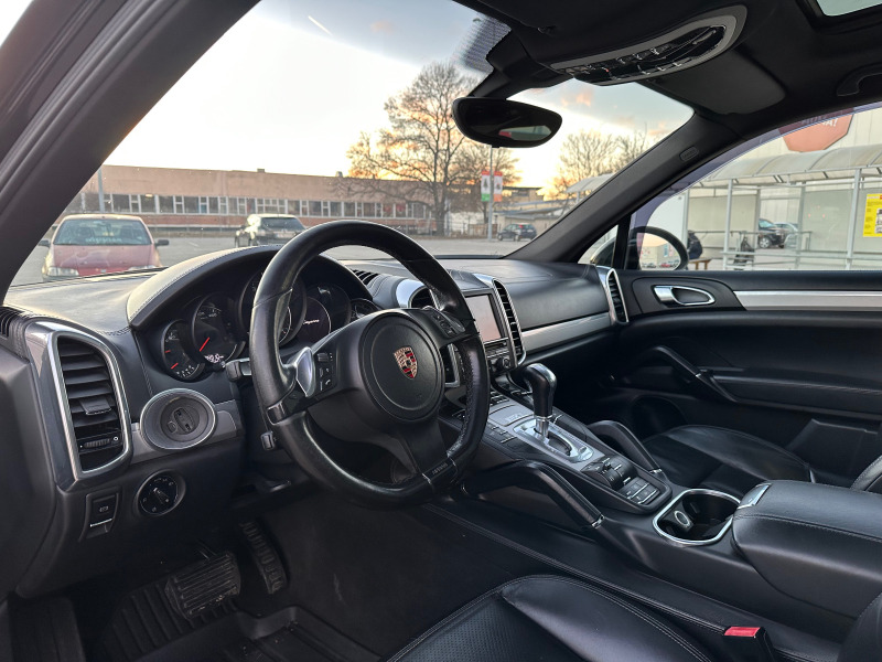 Porsche Cayenne *3.0Д*Панорама*245кс*GTS, снимка 8 - Автомобили и джипове - 43573912