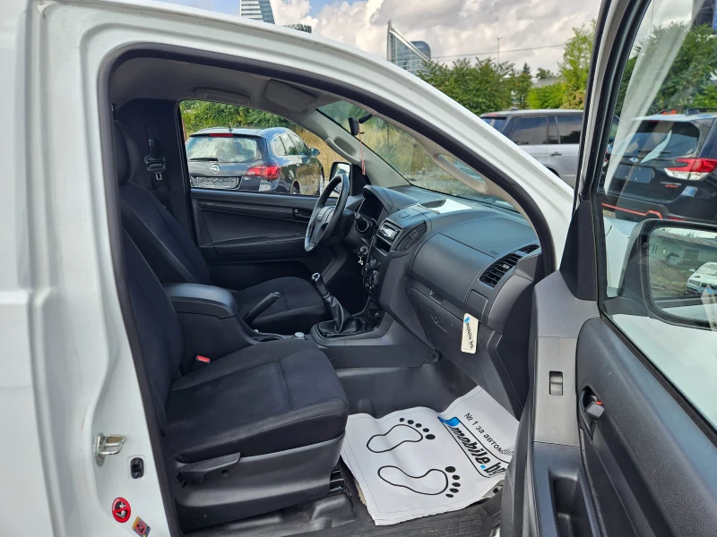 Isuzu D-max 4x4   max liner, снимка 8 - Автомобили и джипове - 51420930