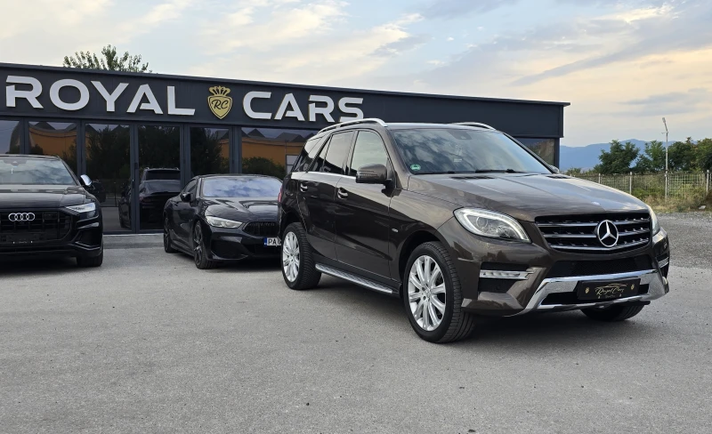 Mercedes-Benz ML * AMG Edition * Key less GO * Distronic * Camera *, снимка 3 - Автомобили и джипове - 52281472