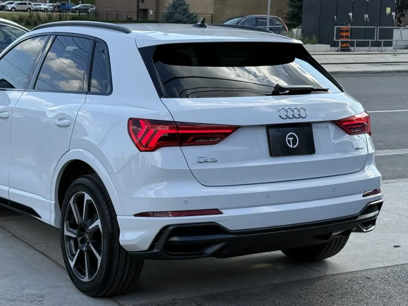 Audi Q3 PROGRESSIV* S-LINE* Без инциденти* CARFAX, снимка 14 - Автомобили и джипове - 52591454