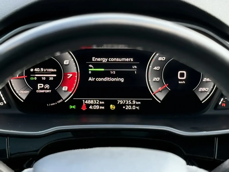 Audi Q3 PROGRESSIV* S-LINE* Без инциденти* CARFAX, снимка 13 - Автомобили и джипове - 52591454