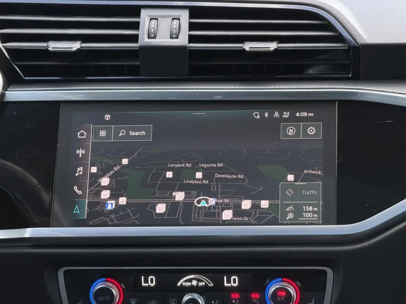 Audi Q3 PROGRESSIV* S-LINE* Без инциденти* CARFAX, снимка 15 - Автомобили и джипове - 52591454