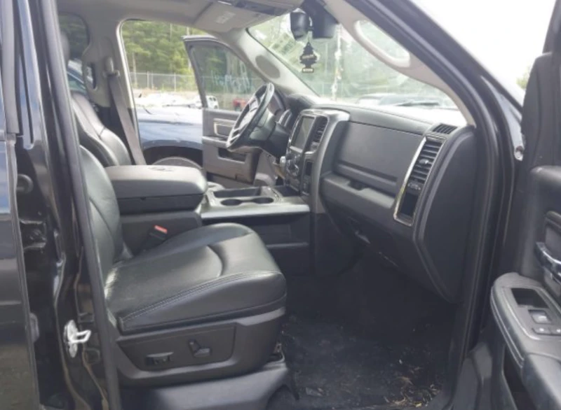 Dodge RAM 1500 SPORT* 4x4* ВЪЗМОЖНОСТ ЗА ЛИЗИНГ, снимка 5 - Автомобили и джипове - 52652327