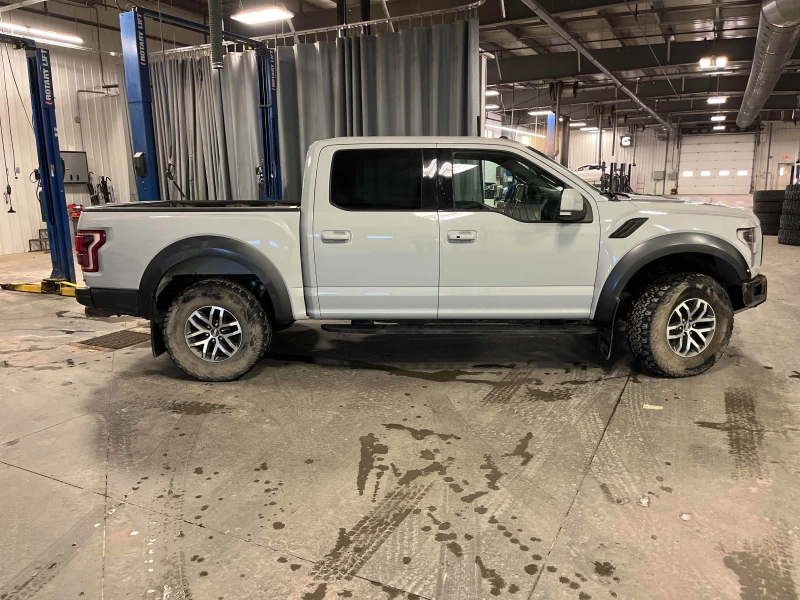 Ford F150 * RAPTOR* CARFAX * БЕЗ ПЪРВОНАЧАЛНА ВНОСКА, снимка 4 - Автомобили и джипове - 52666847