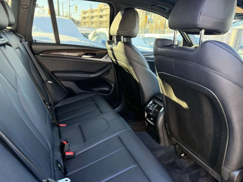 BMW X3 * xDrive30i * CARFAX * БЕЗ ПЪРВОНАЧАЛНА ВНОСКА, снимка 14 - Автомобили и джипове - 53202393