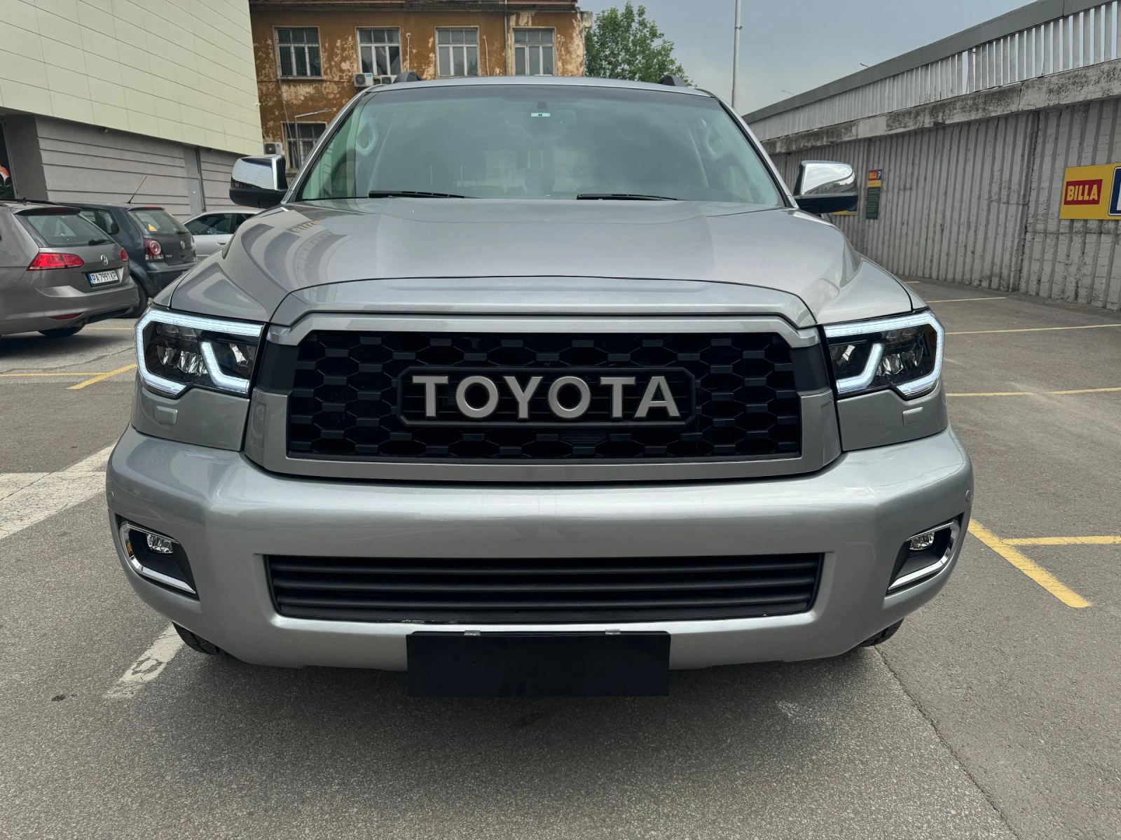 Toyota Sequoia Limited 7+ 1 LPG - изображение 2