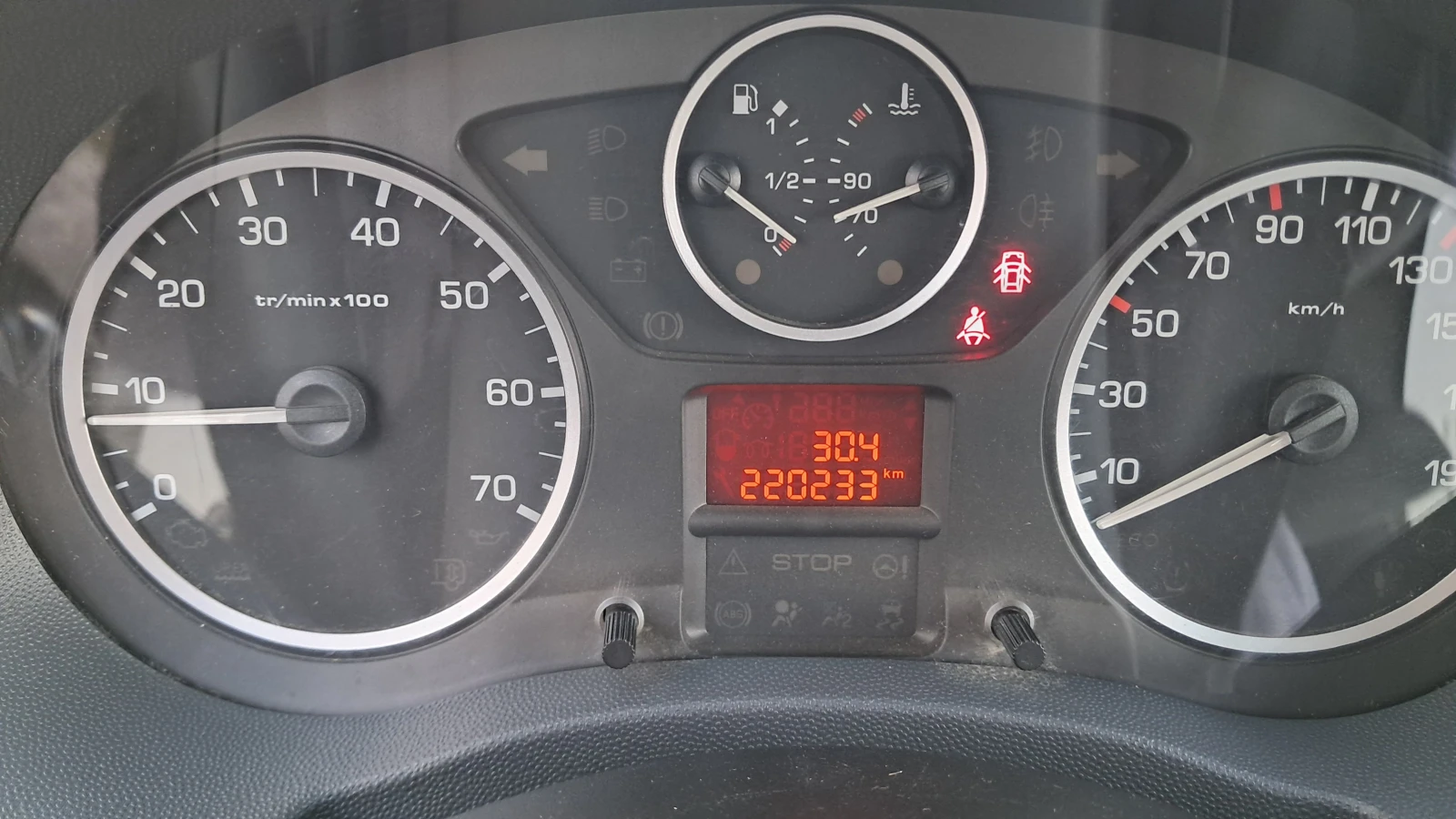 Fiat Scudo 8-МЕСТА 2.0D ИЗКЛЮЧИТЕЛО СЕРВИ КНИЖ КЛИМА АВТОПИЛТ, снимка 12 - Автомобили и джипове - 46613607