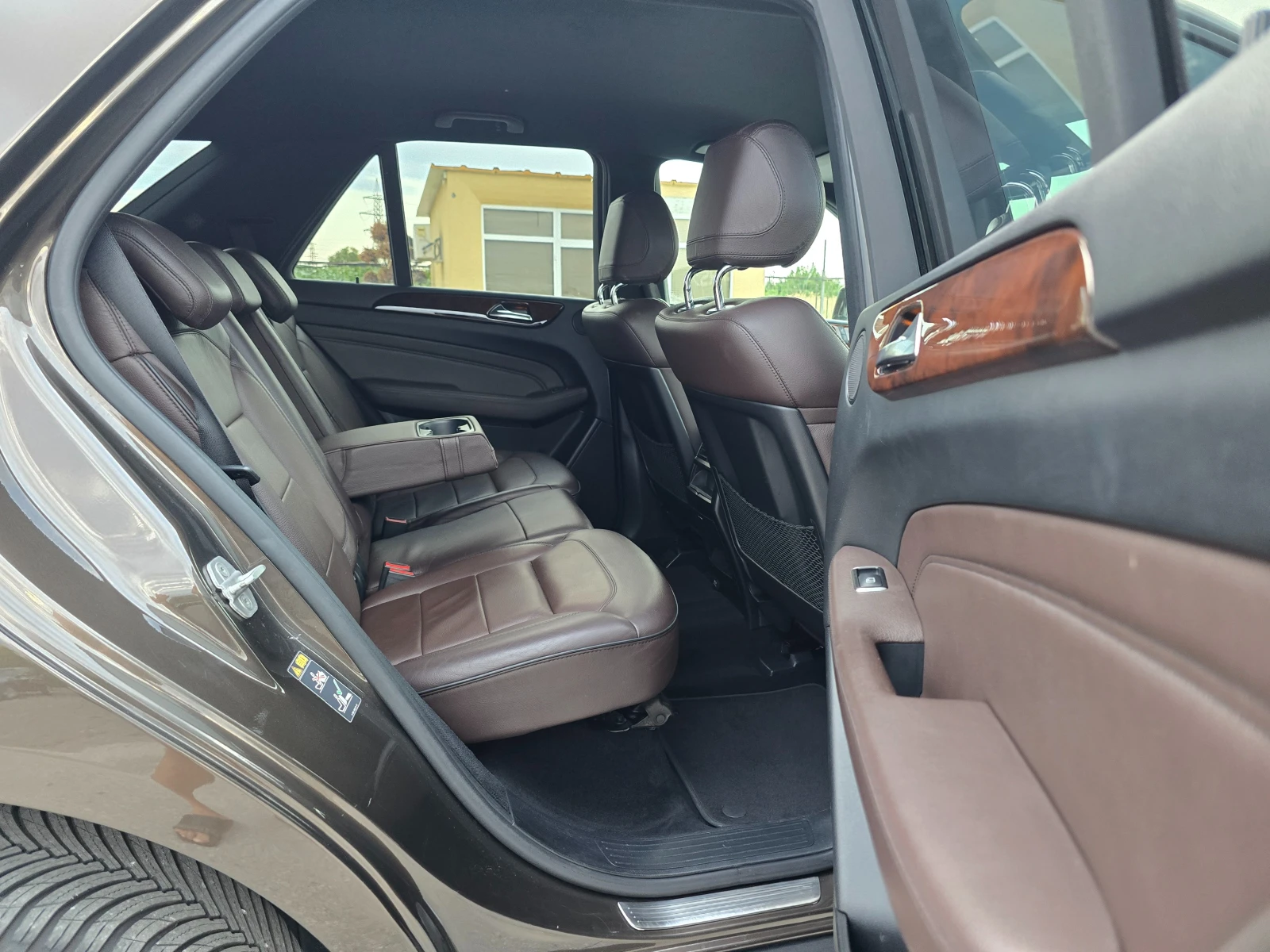 Mercedes-Benz ML * AMG Edition * Key less GO * Distronic * Camera * | Mobile.bg   13