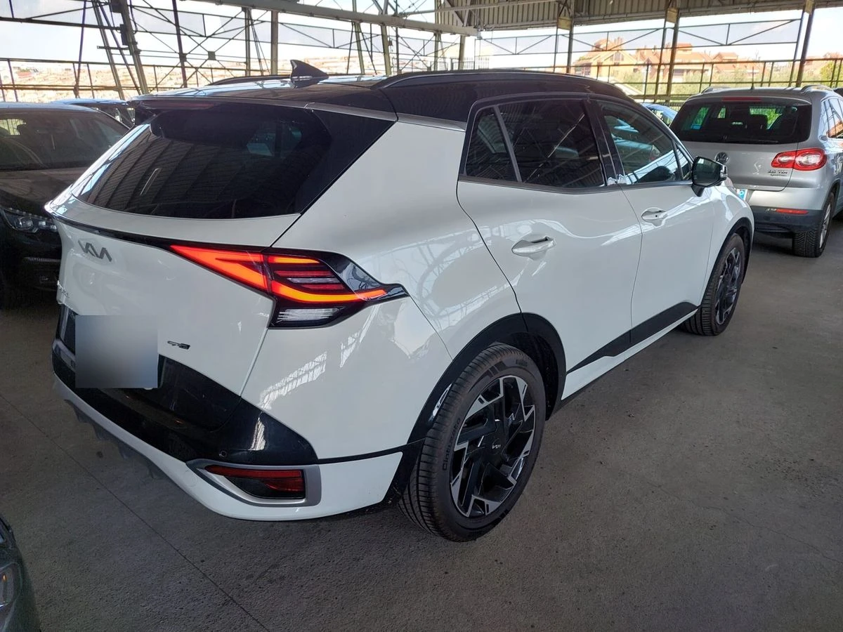 Kia Sportage 1.6 CRDi Mild-Hybrid GT Line Plus - изображение 3