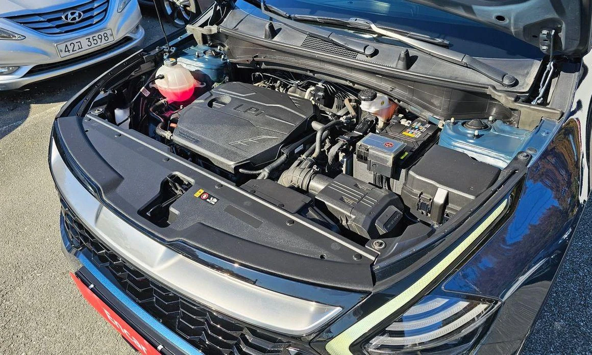 Kia Sportage LPG 2.0 2WD Signature * НАЙ-ДОБРА ЦЕНА В БЪЛГАРИЯ* - изображение 6