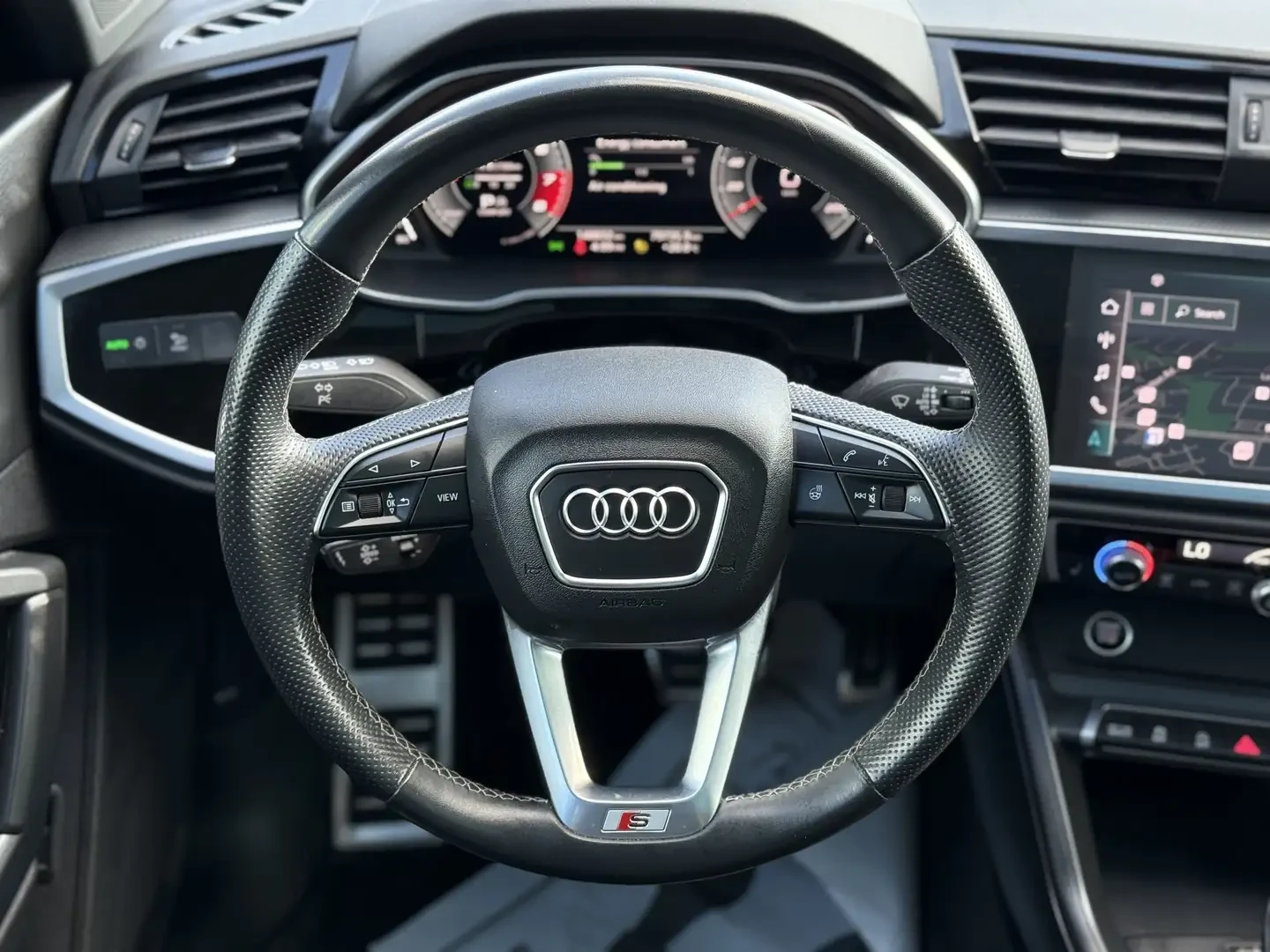 Audi Q3 PROGRESSIV* S-LINE*  * CARFAX | Mobile.bg   11