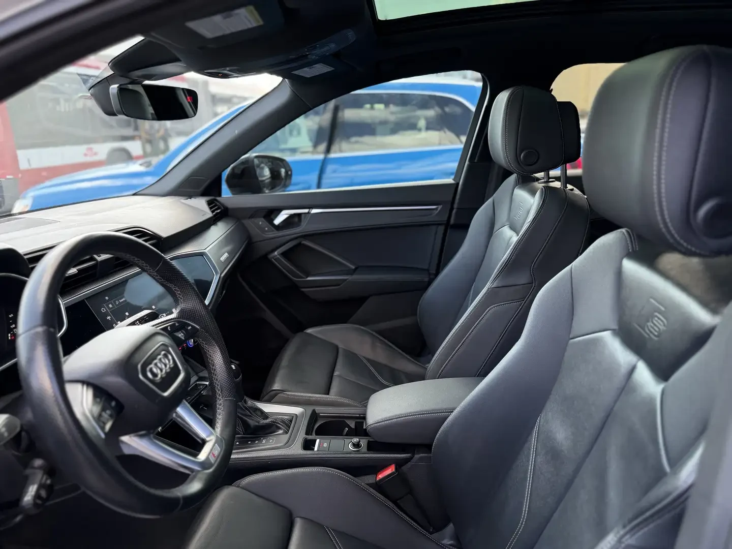 Audi Q3 PROGRESSIV* S-LINE*  * CARFAX | Mobile.bg   6