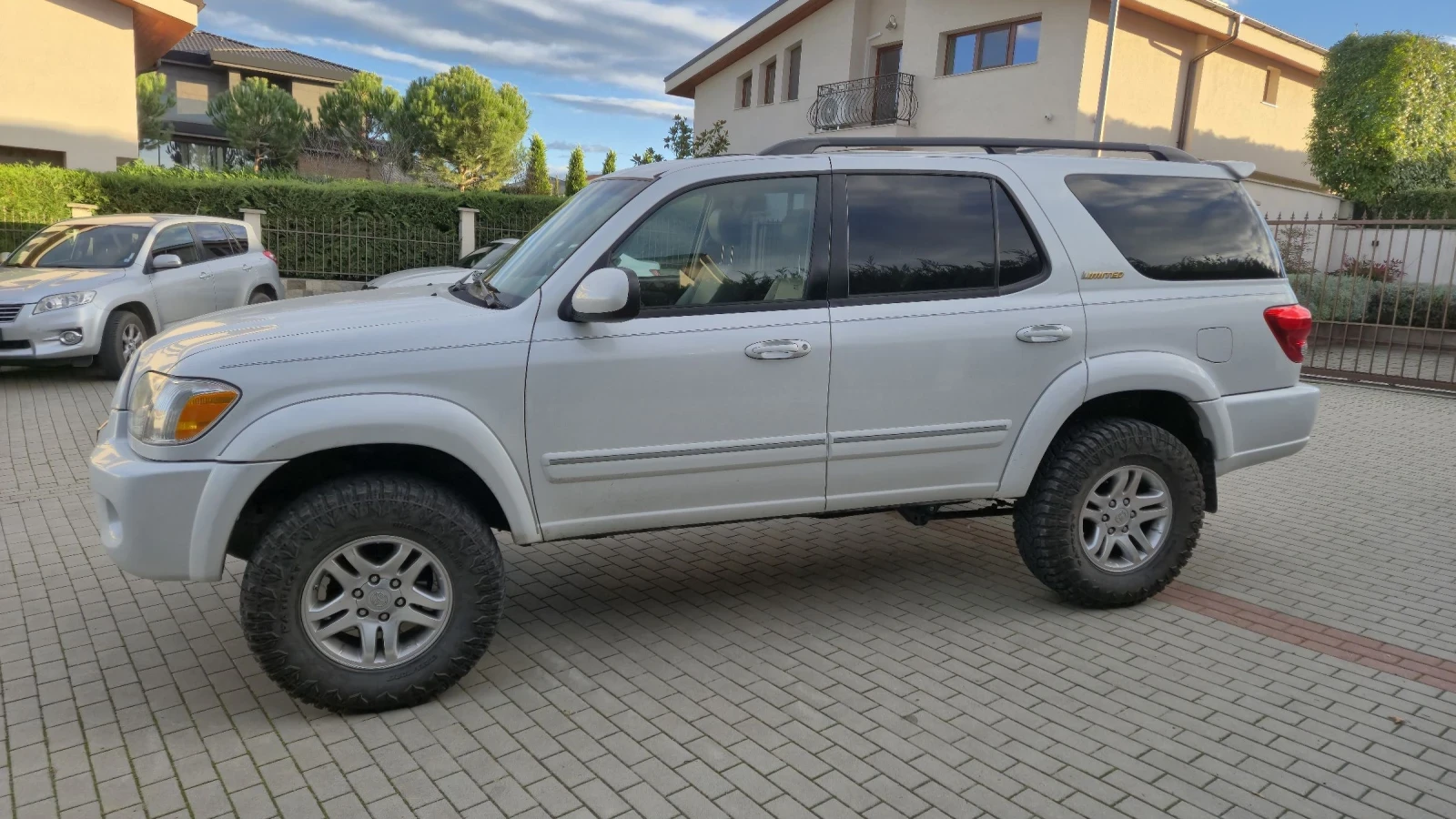 Toyota Sequoia Limited | Mobile.bg � ����������� 11