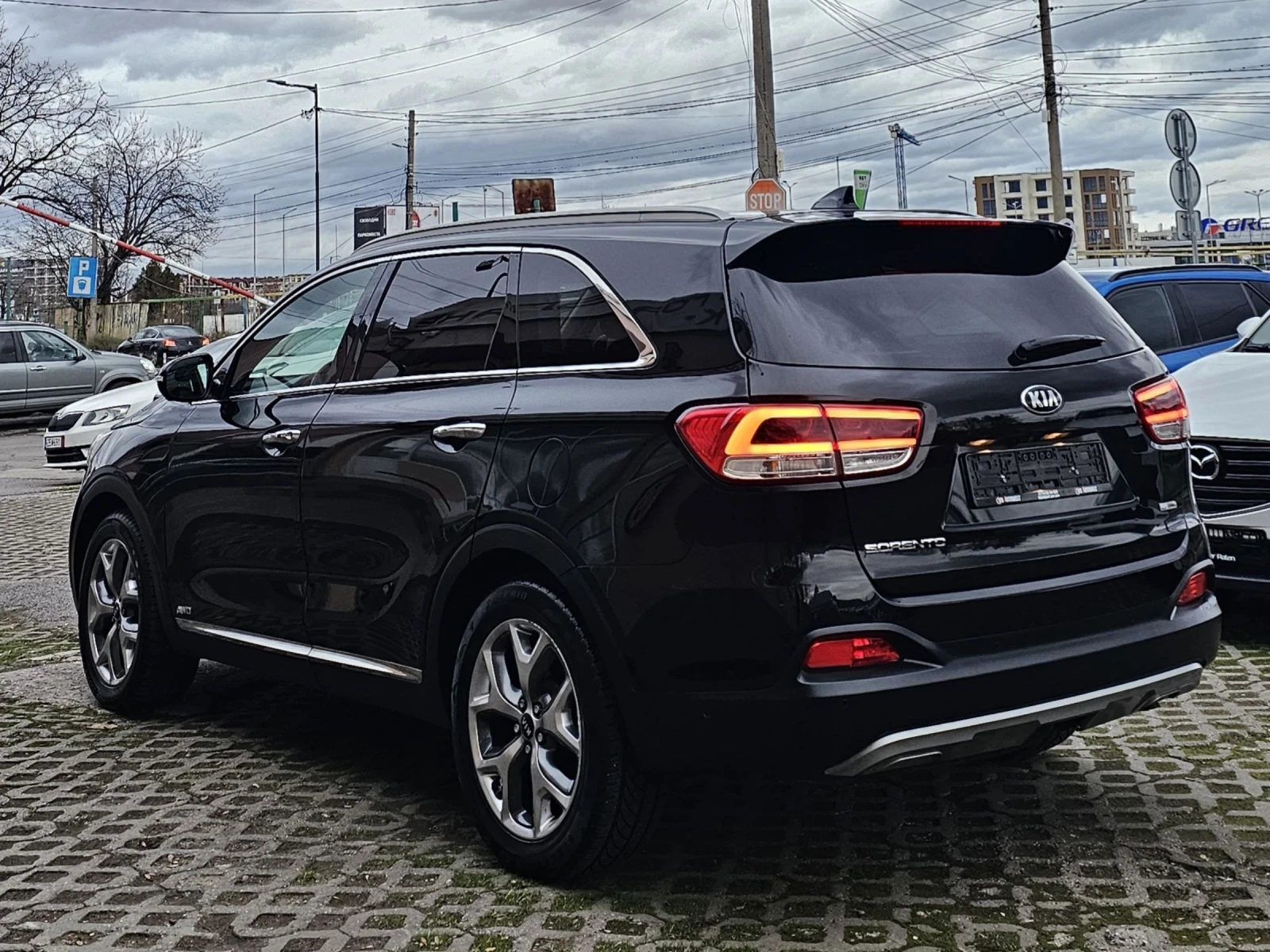 Kia Sorento 2.2 CRDI AWD Platinum CarPlay Infinity 360  ������ | Mobile.bg � ����������� 4