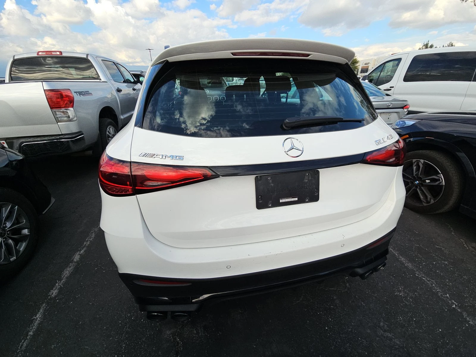 Mercedes-Benz GLC 43 AMG 2.0 4MATIC - изображение 3