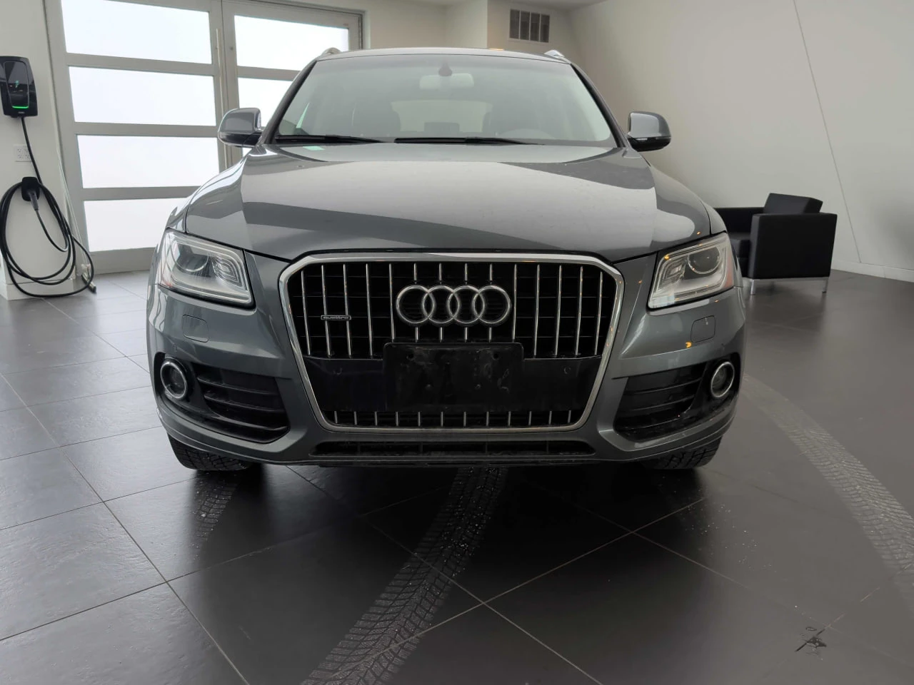Audi Q5 * 2.0T Technik * CARFAX * ЦЕНА ДО БГ, снимка 2 - Автомобили и джипове - 53710565