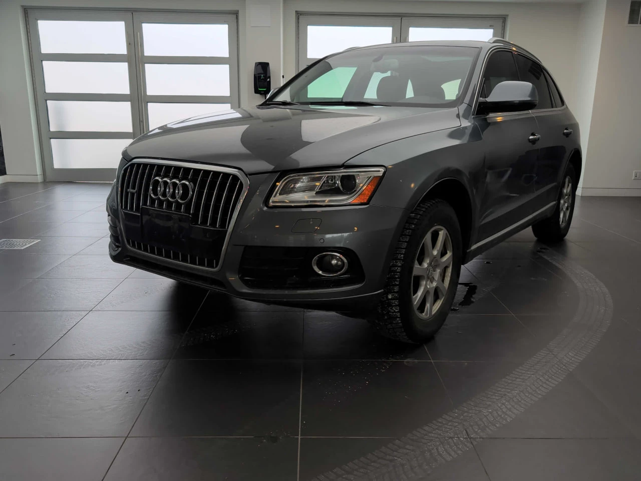 Audi Q5 * 2.0T Technik * CARFAX * ЦЕНА ДО БГ
