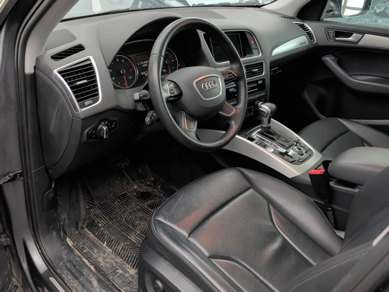 Audi Q5 * 2.0T Technik * CARFAX * ЦЕНА ДО БГ, снимка 6 - Автомобили и джипове - 53710565