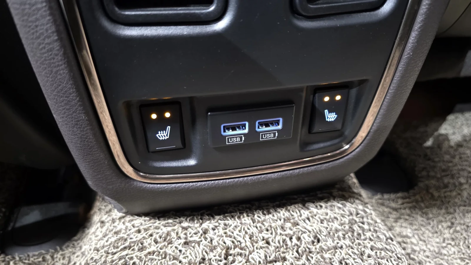 Jeep Grand cherokee SUMMIT / DISTRONIC / HARMAN / ОБДУХ / ПОДГРЕВИ , снимка 16 - Автомобили и джипове - 54060516