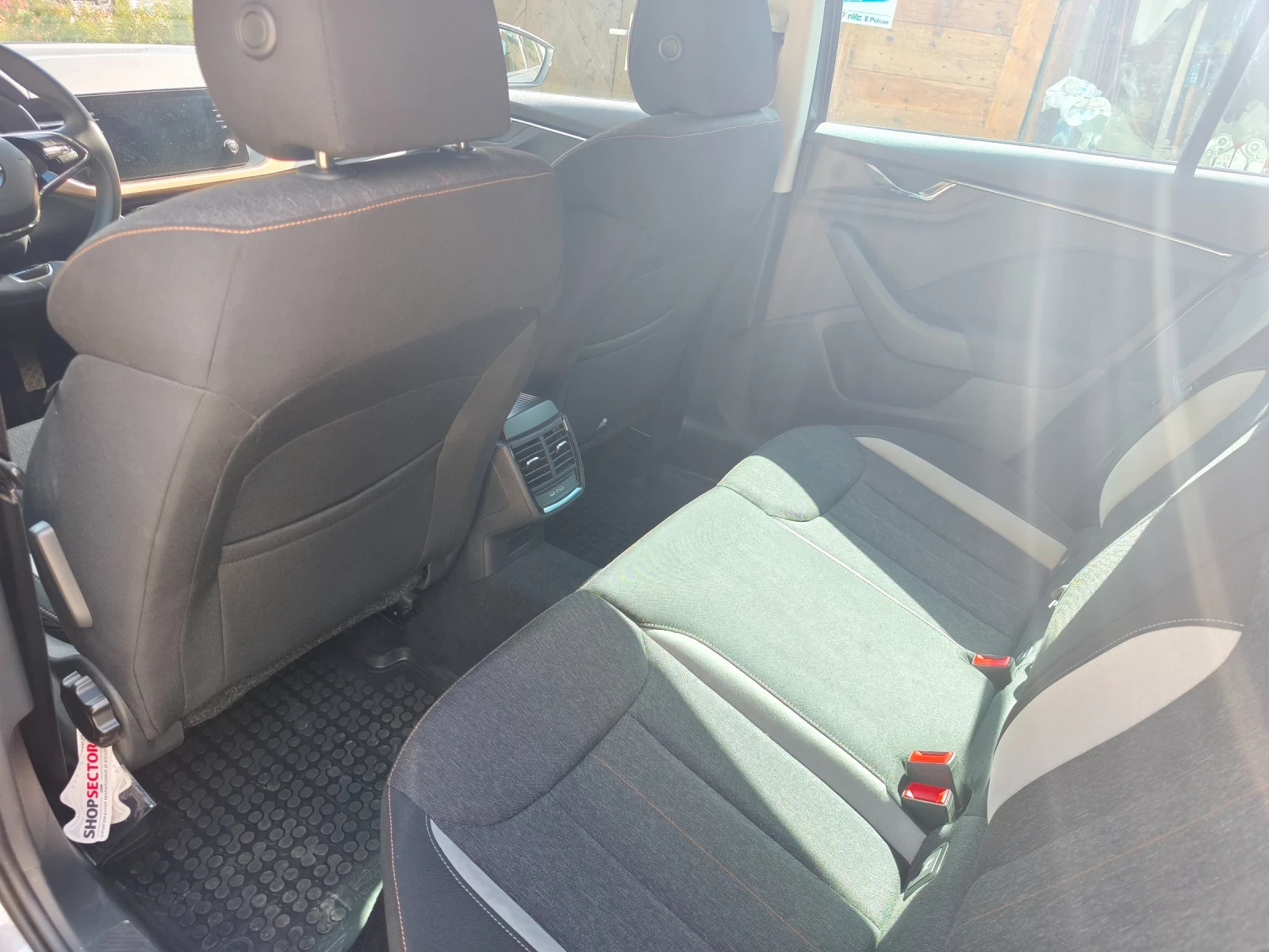 Skoda Kamiq Едишън , снимка 8 - Автомобили и джипове - 54172096