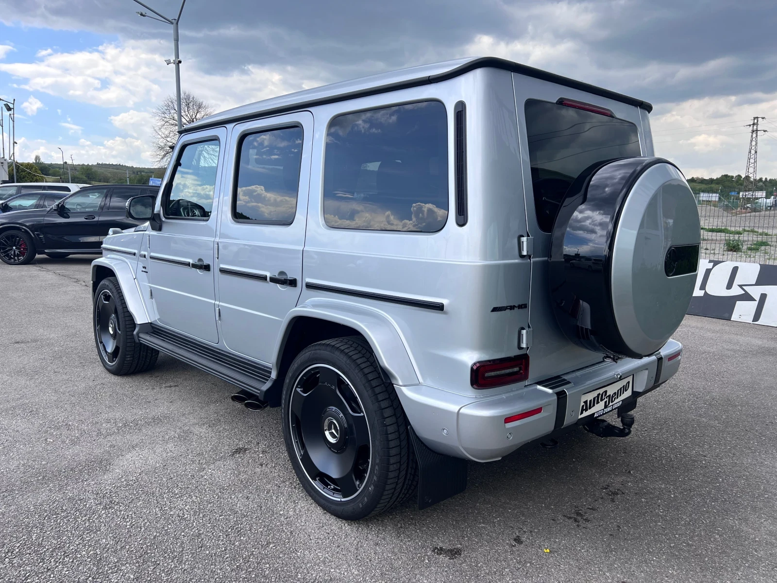 Mercedes-Benz G 63 AMG AMG RIDE CONTROL/NIGHT PACK, снимка 5 - Автомобили и джипове - 54354932