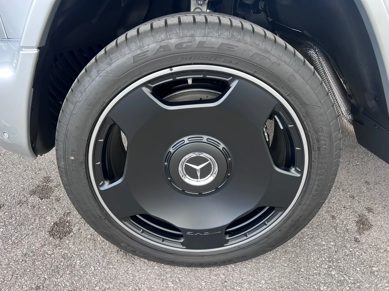 Mercedes-Benz G 63 AMG AMG RIDE CONTROL/NIGHT PACK, снимка 17 - Автомобили и джипове - 54354932