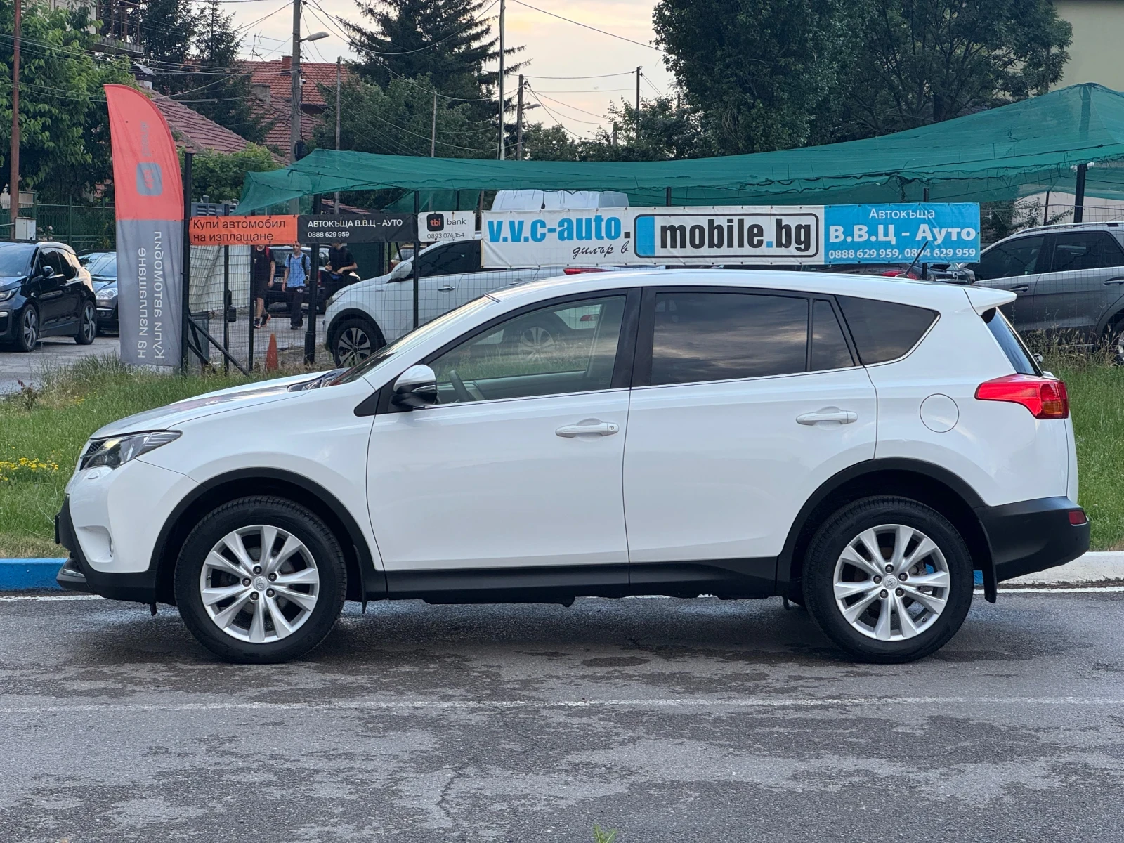 Toyota Rav4 Автоматик, снимка 8 - Автомобили и джипове - 55207747