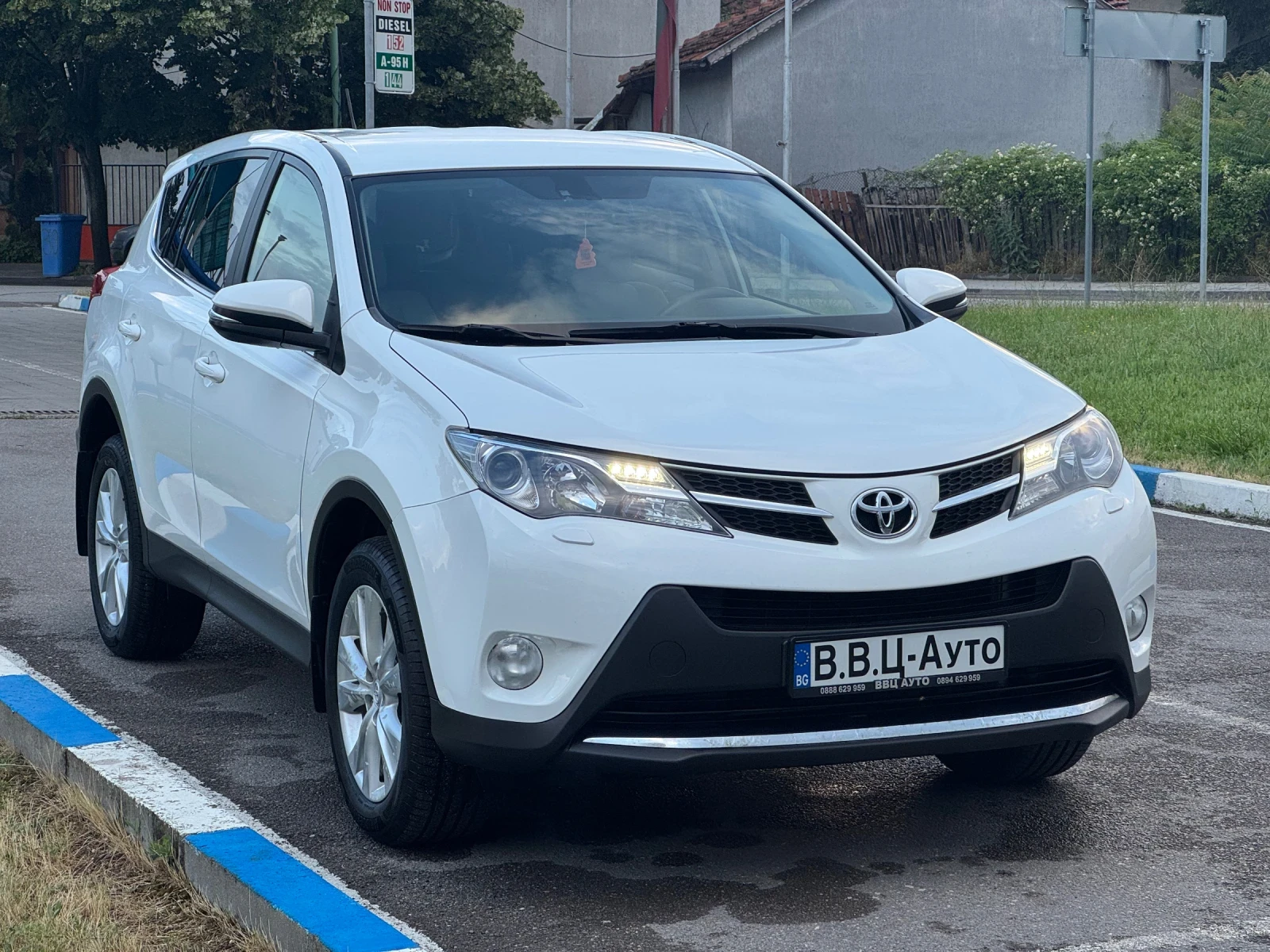 Toyota Rav4 Автоматик, снимка 3 - Автомобили и джипове - 55207747