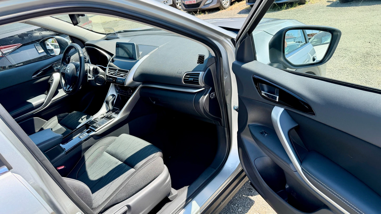 Mitsubishi Eclipse Cross 2.2DiD AWD Автоматик! Внос ШВЕЙЦАРИЯ!LED, 360Камер, снимка 15 - Автомобили и джипове - 55636690