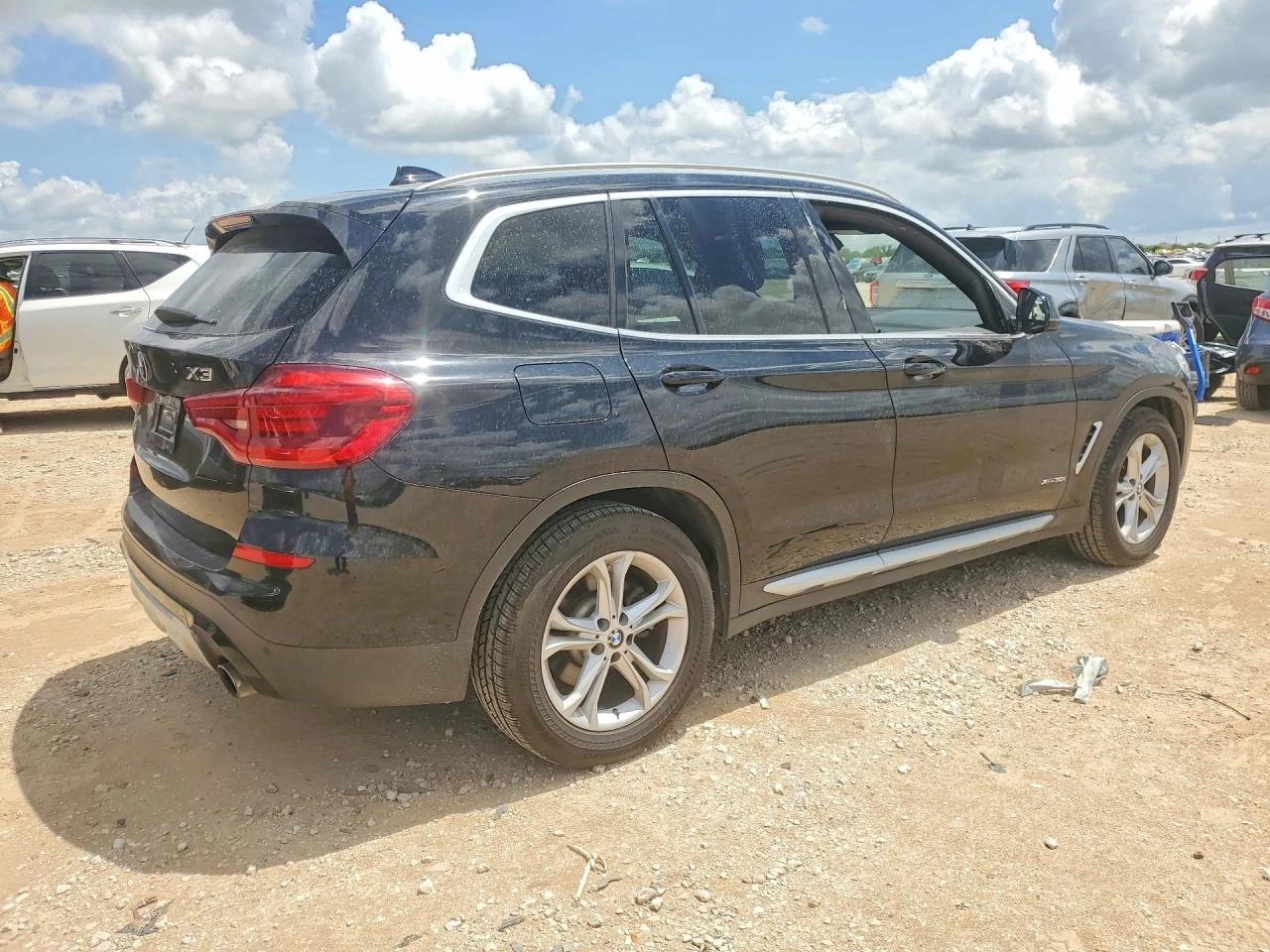 BMW X3 2.0l xDrive30I, снимка 3 - Автомобили и джипове - 56088071