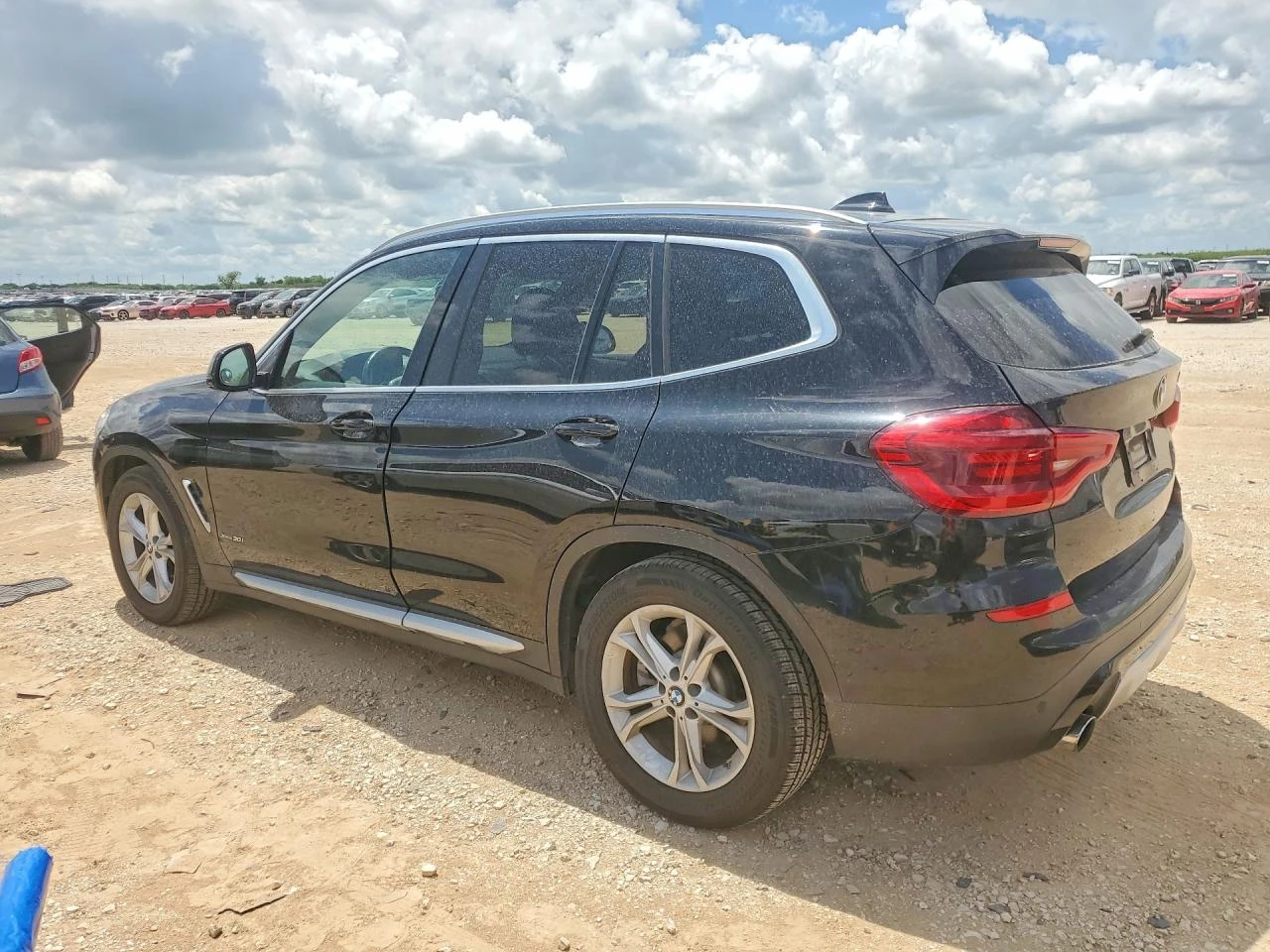 BMW X3 2.0l xDrive30I, снимка 2 - Автомобили и джипове - 56088071