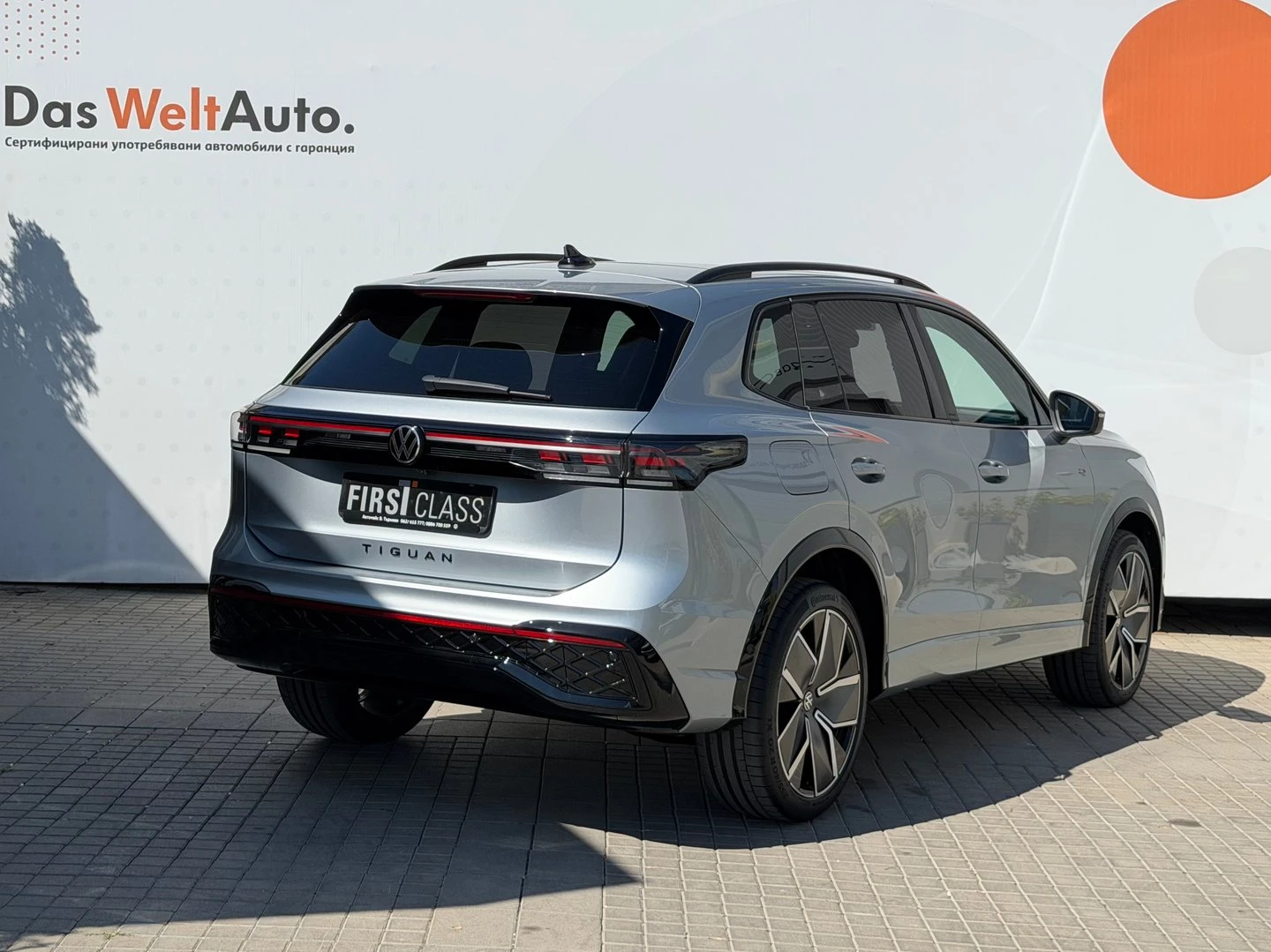 VW Tiguan, снимка 8 - Автомобили и джипове - 56420620