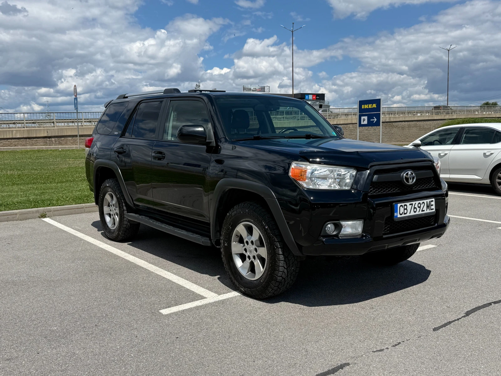 Toyota 4runner SR5 4.0 V6 4x4, снимка 2 - Автомобили и джипове - 56238345