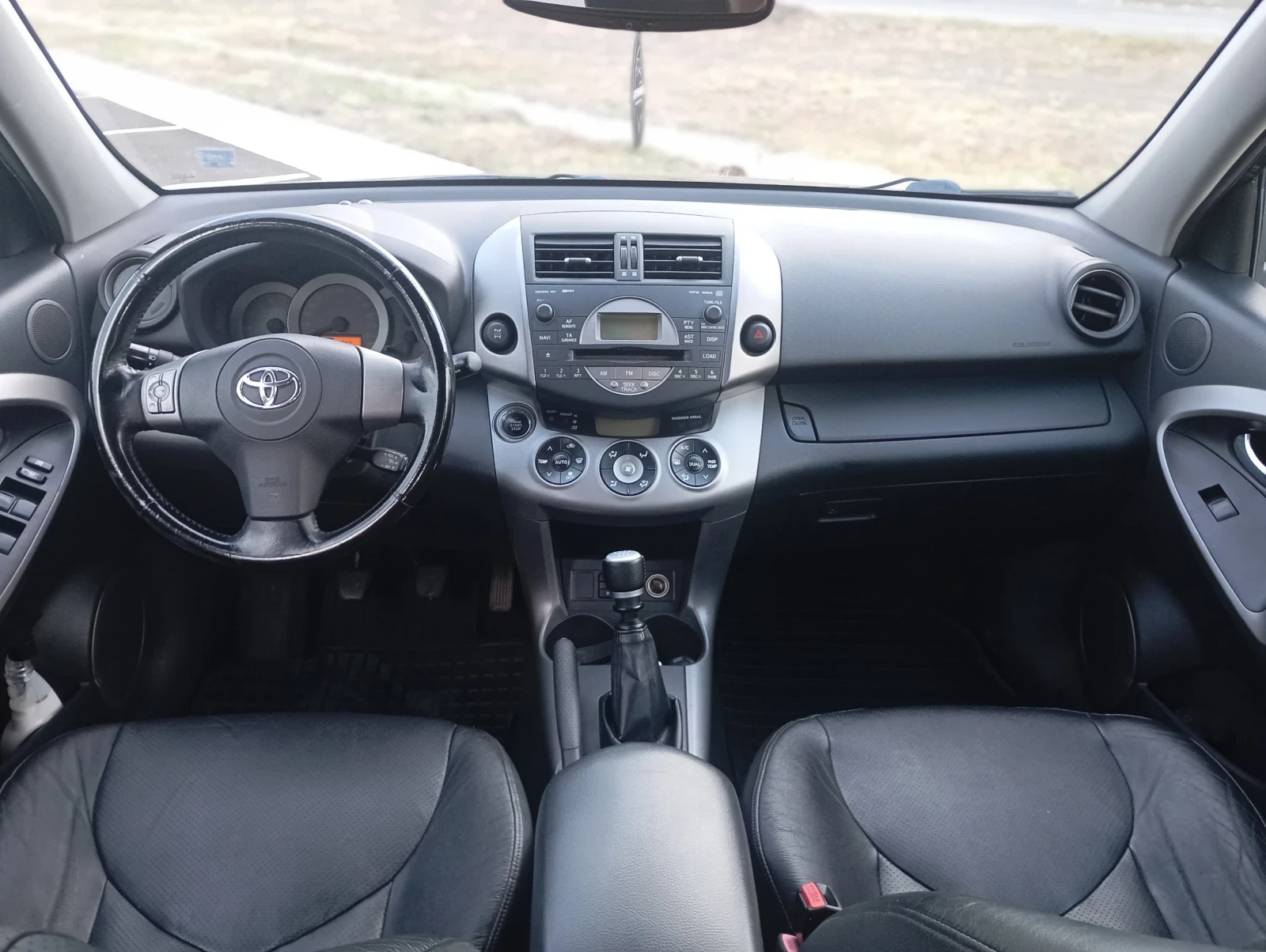Toyota Rav4 2.2D, 177кс., снимка 12 - Автомобили и джипове - 56585447