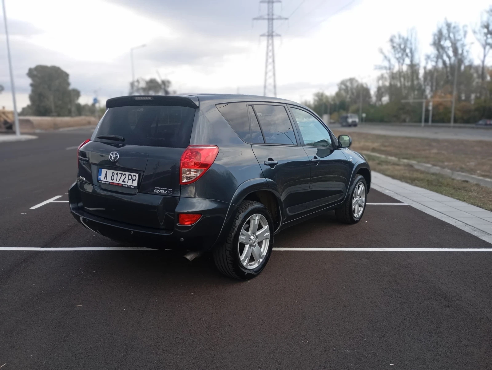 Toyota Rav4 2.2D, 177кс., снимка 4 - Автомобили и джипове - 56585447