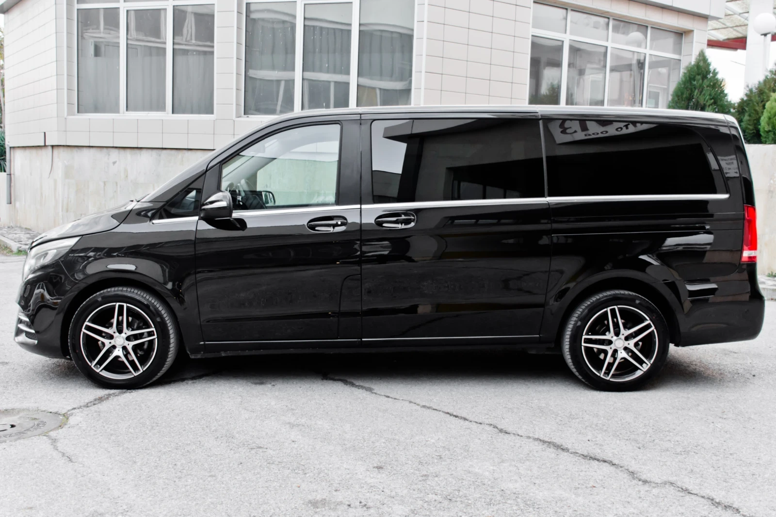 Mercedes-Benz V 220 V220 163кс AMG - изображение 4