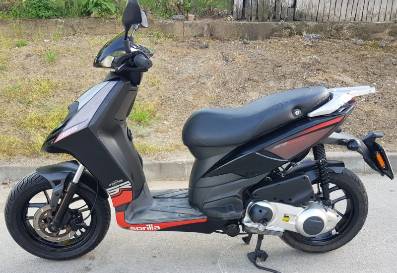Aprilia Sr Sr 125 Motard, снимка 2 - Мотоциклети и мототехника - 52094299