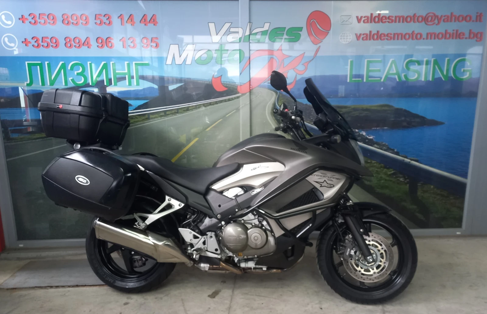 Honda Crossrunner 800 ABS  - изображение 2