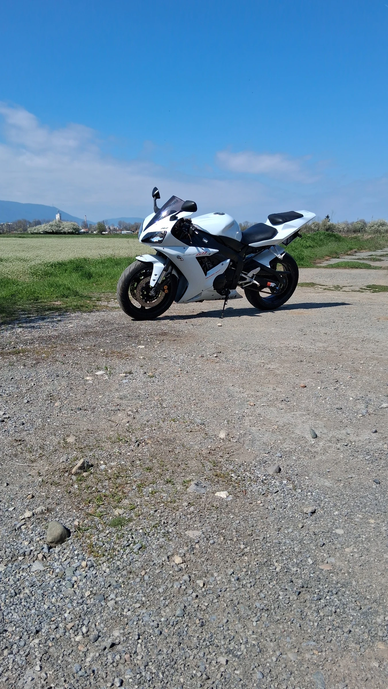 Yamaha YZF-R1, снимка 2 - Мотоциклети и мототехника - 54179723