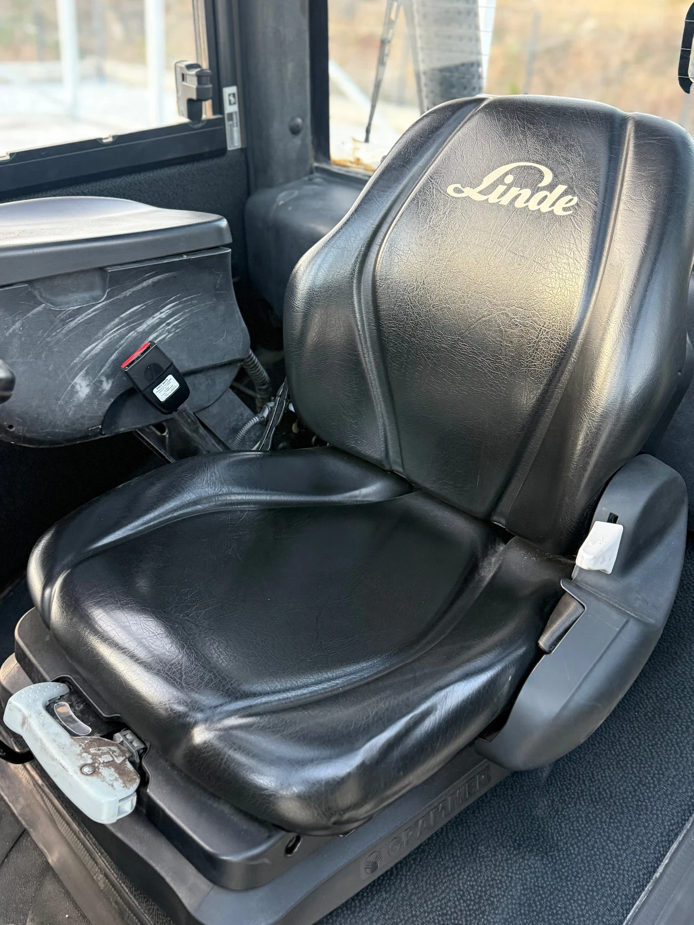 Мотокар Linde H35D, снимка 8 - Индустриална техника - 56749628