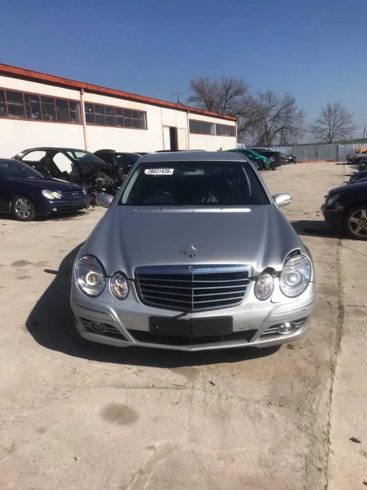 Двигател за Mercedes-Benz E 320, снимка 2 - Части - 21467511